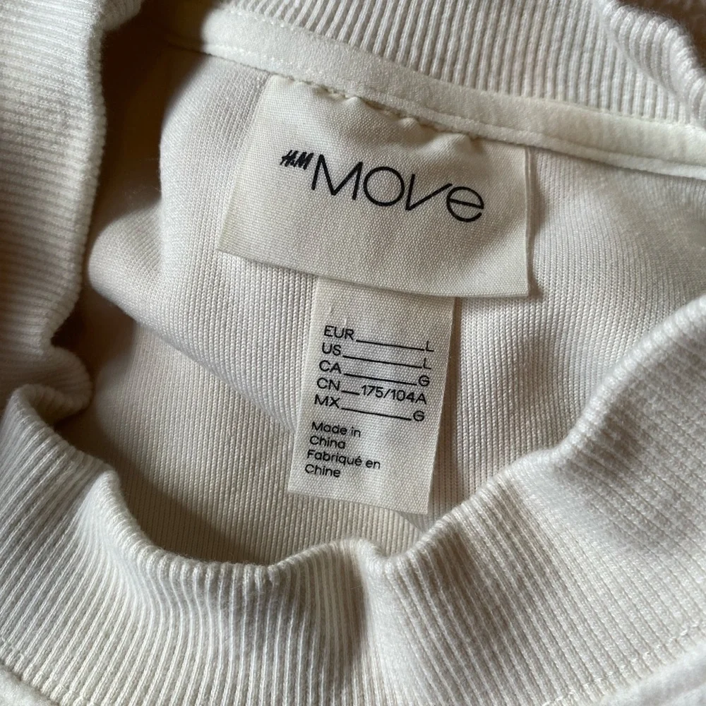 H&M - Picture 11 of 11